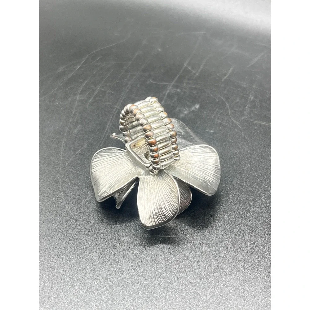 N/A silver tone